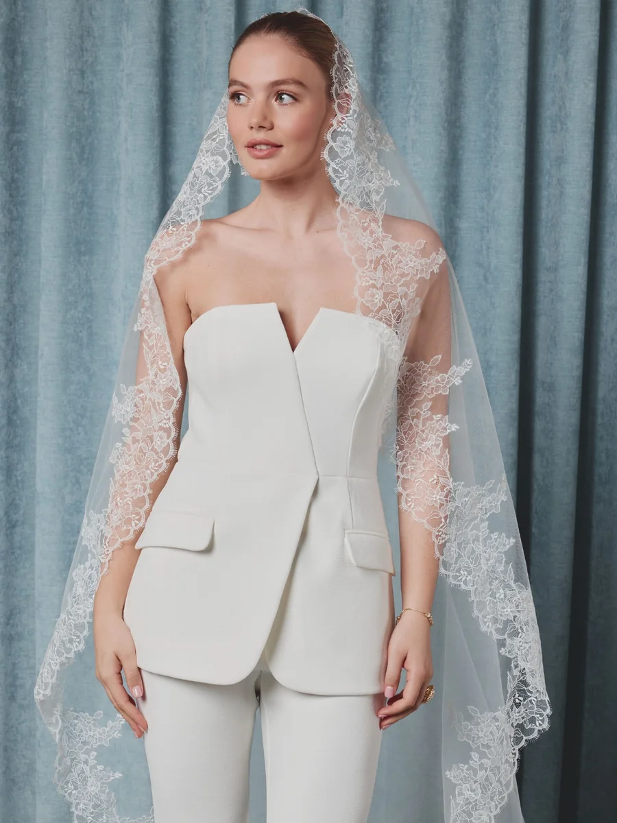 Voile simple couleur Ivoire, orné de dentelle française tout le tour en 300 cm, accessoire de mariée, L'Écrin Blanc