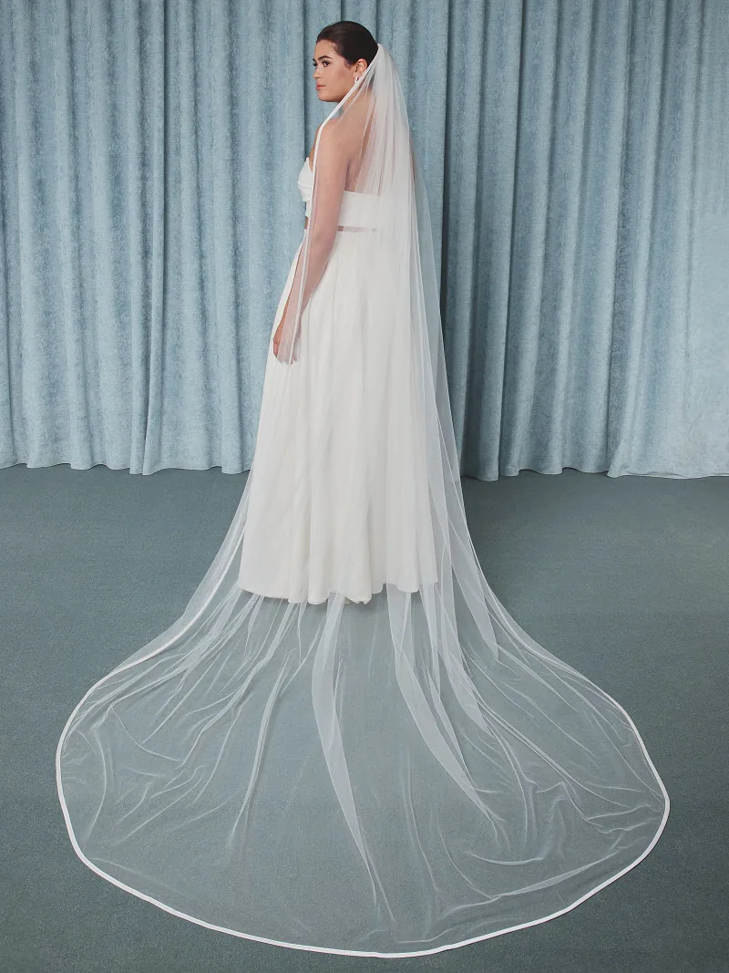 Voile simple couleur Ivoire en biais de satin en 300 cm, existe dans plusieurs tailles, accessoire de mariée, L'Écrin Blanc