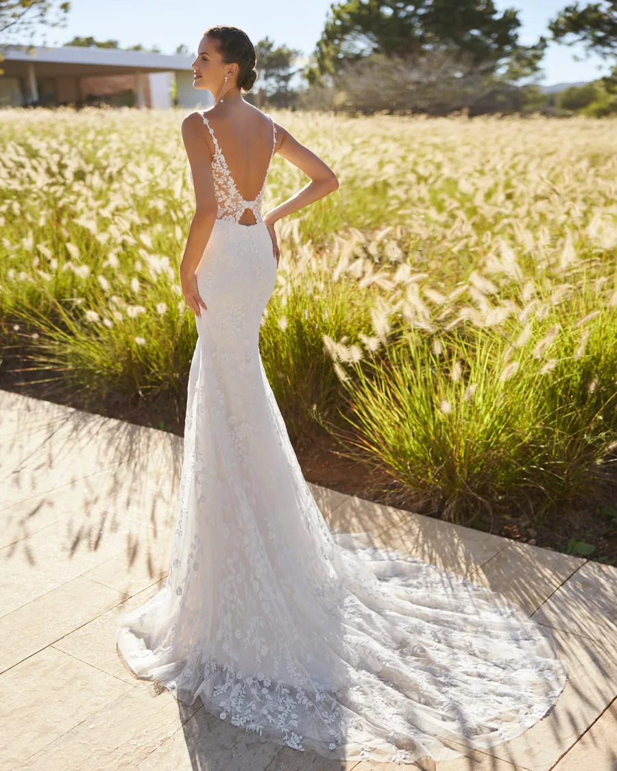 Semi, Adriana Alier
