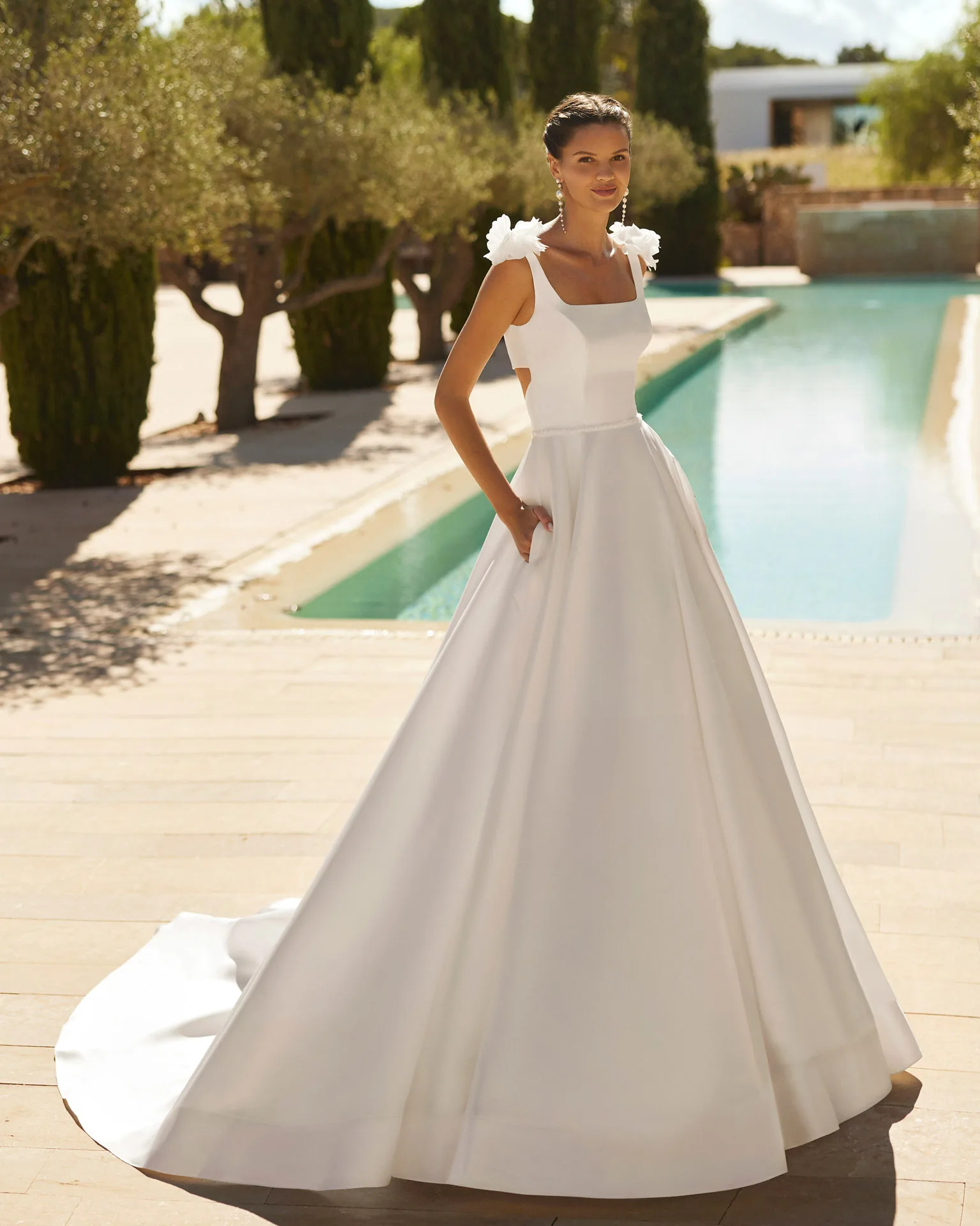 Robe de mariée Suri, Adriana Alier, silhouette princesse