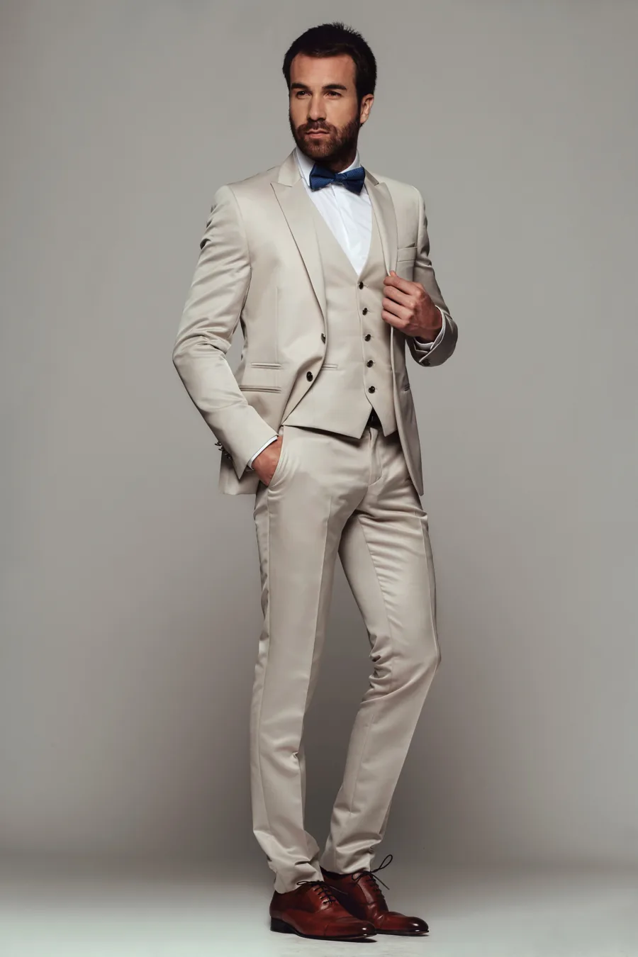 Costume de marié Camilliano Stenay, beige