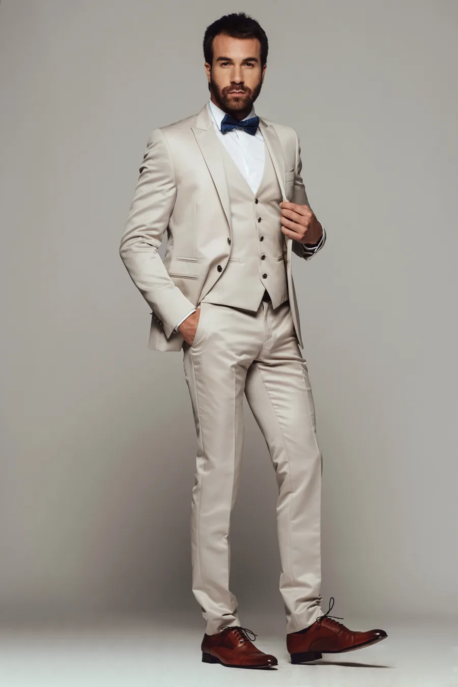 Costume de marié Camilliano Stenay, beige
