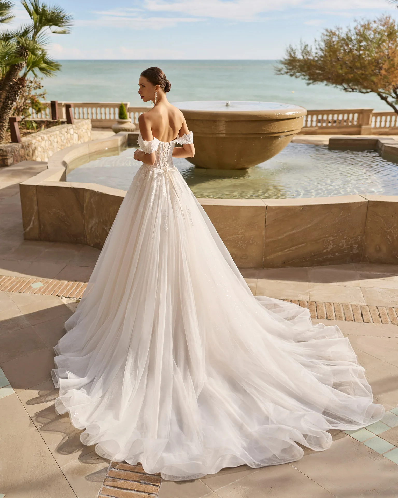 Robe de mariée Fineya, Luna Novias, silhouette princesse