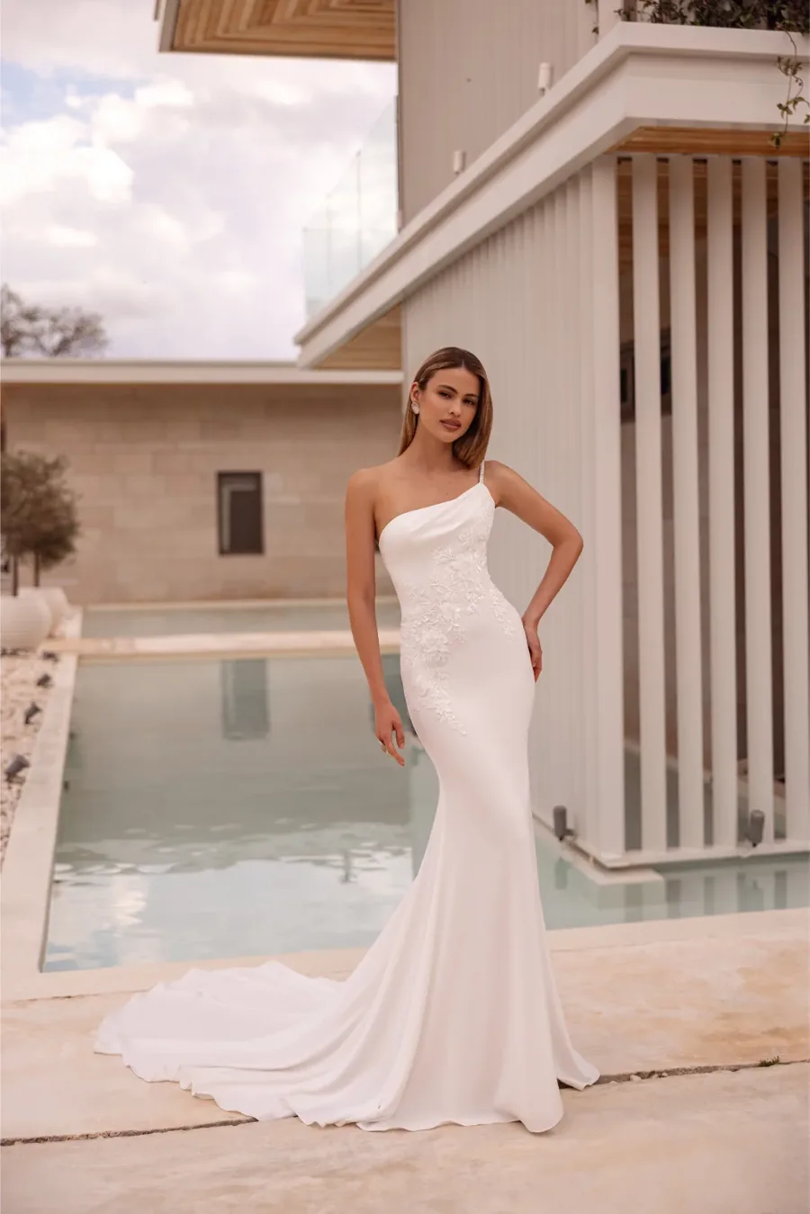 Robe de mariée Joya, Collection Signature, silhouette fourreau