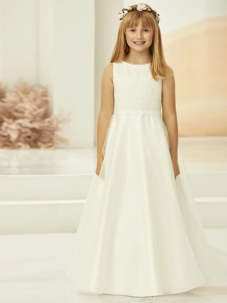 Robe longue, dentelle sans manches, tenue de cortège, L'Écrin Blanc