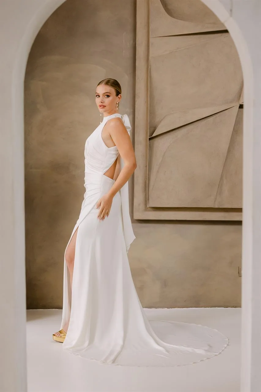 Robe de mariée Alejandra, Marylise, silhouette fourreau