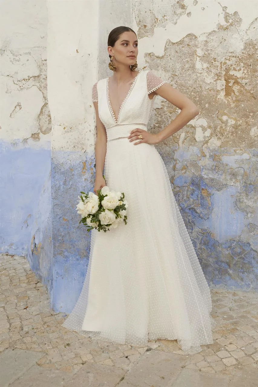 Robe de mariée La Nuit Magique, Marylise, silhouette fluide