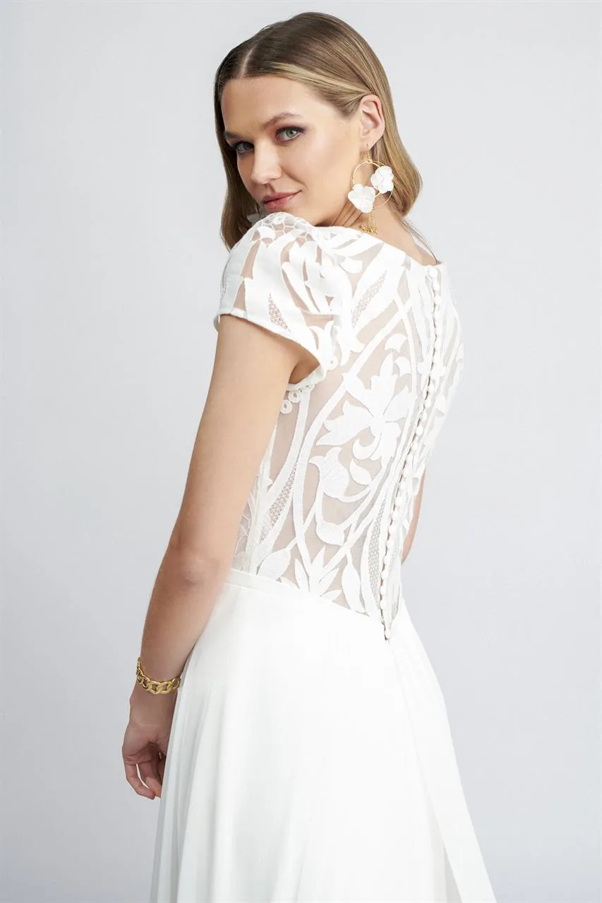 Robe de mariée Maggy, Marylise, silhouette fluide