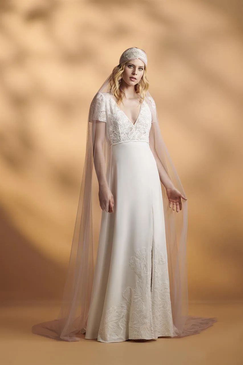 Robe de mariée Nancy, Rembo Atelier, silhouette droite