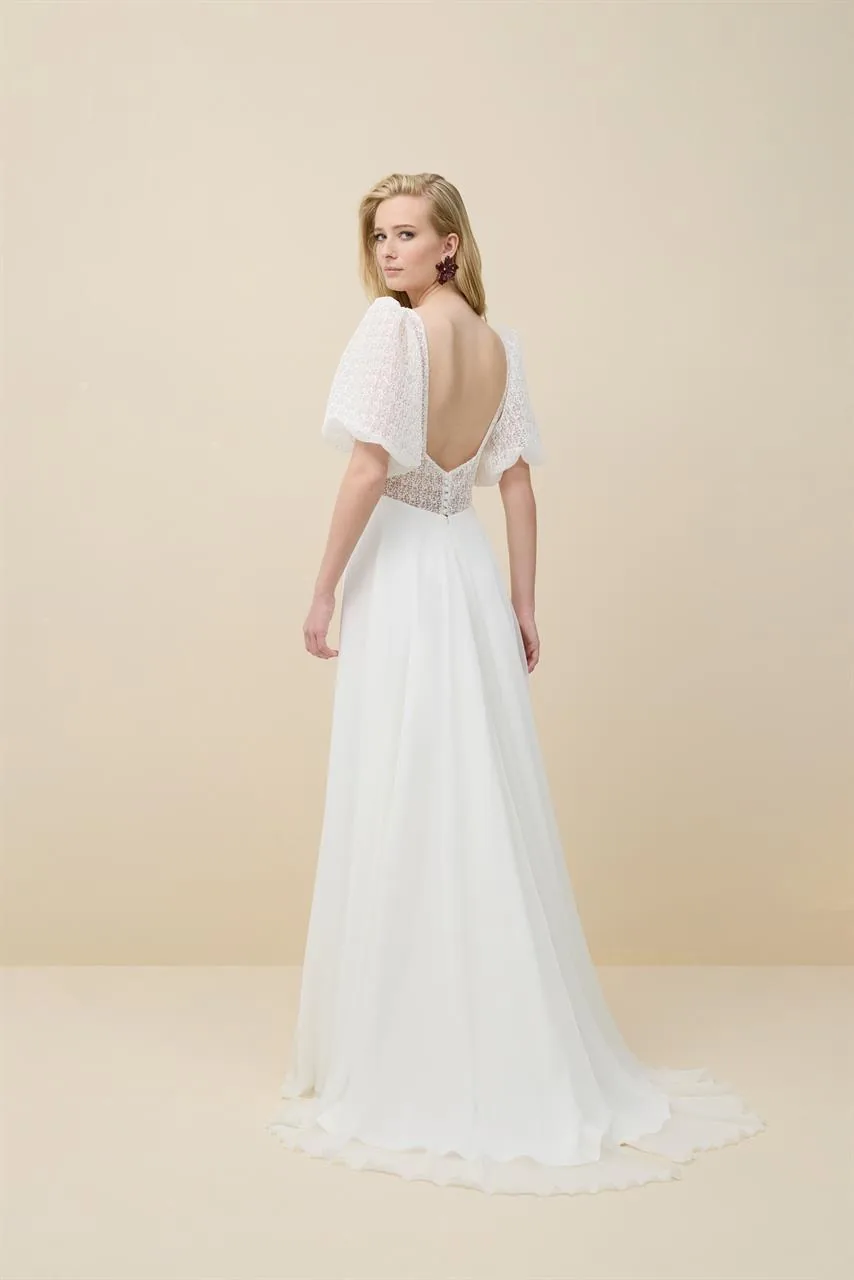 Robe de mariée Perfectly, Rembo Atelier, silhouette fluide