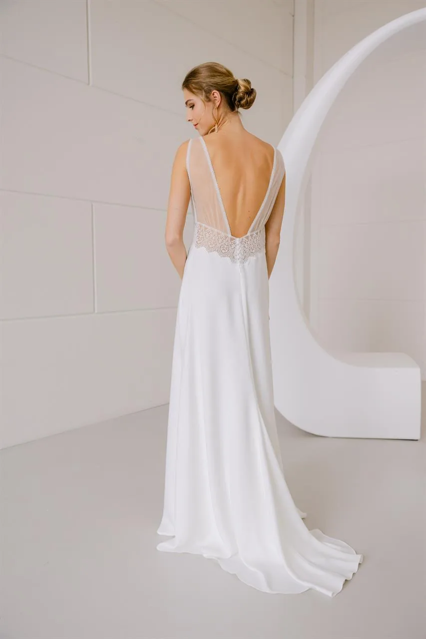 Robe de mariée Reinette, Rembo Atelier, silhouette fluide