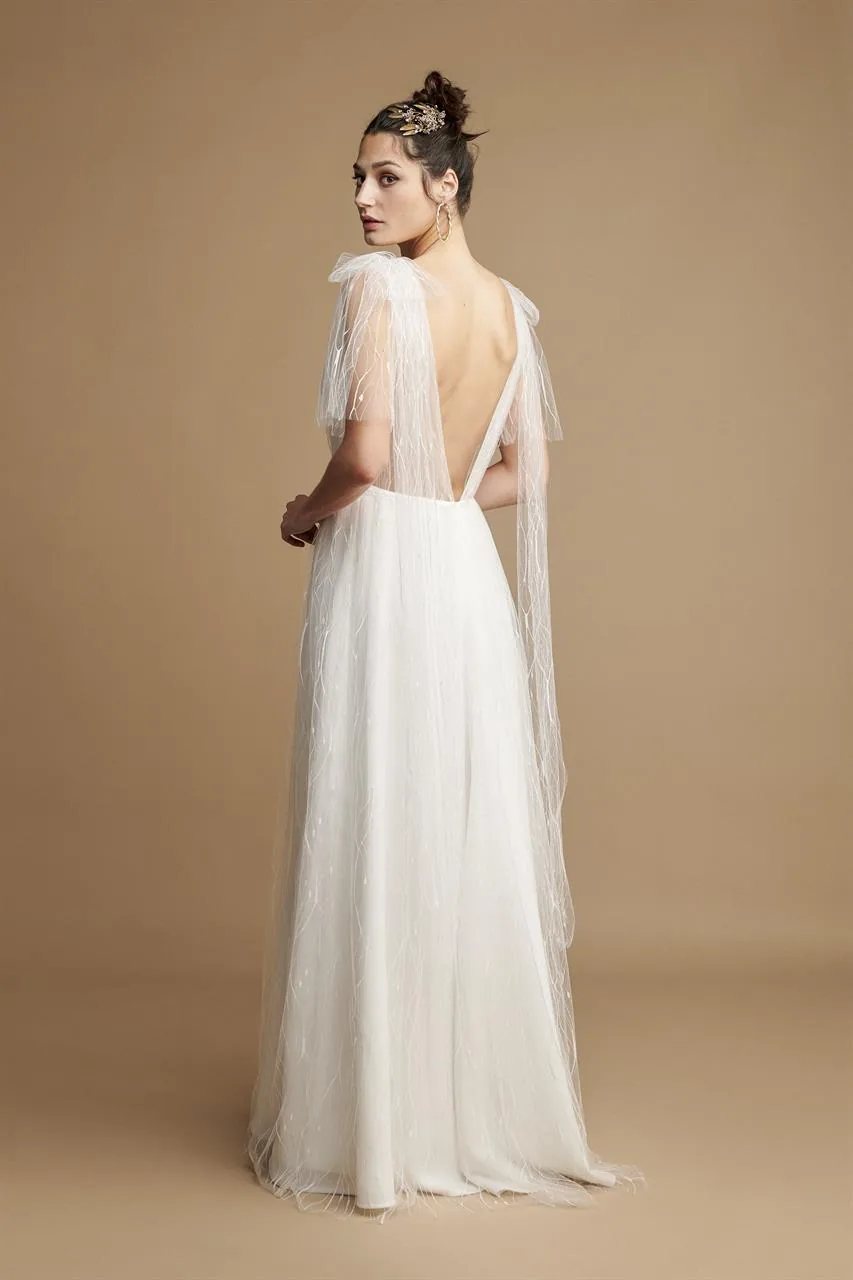 Robe de mariée Sofia, Rembo Atelier, silhouette fluide